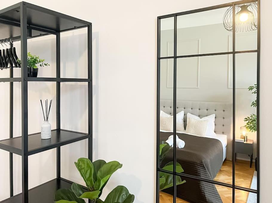 Cozy & Central 2 Bedroom Apartment Viena Exterior foto